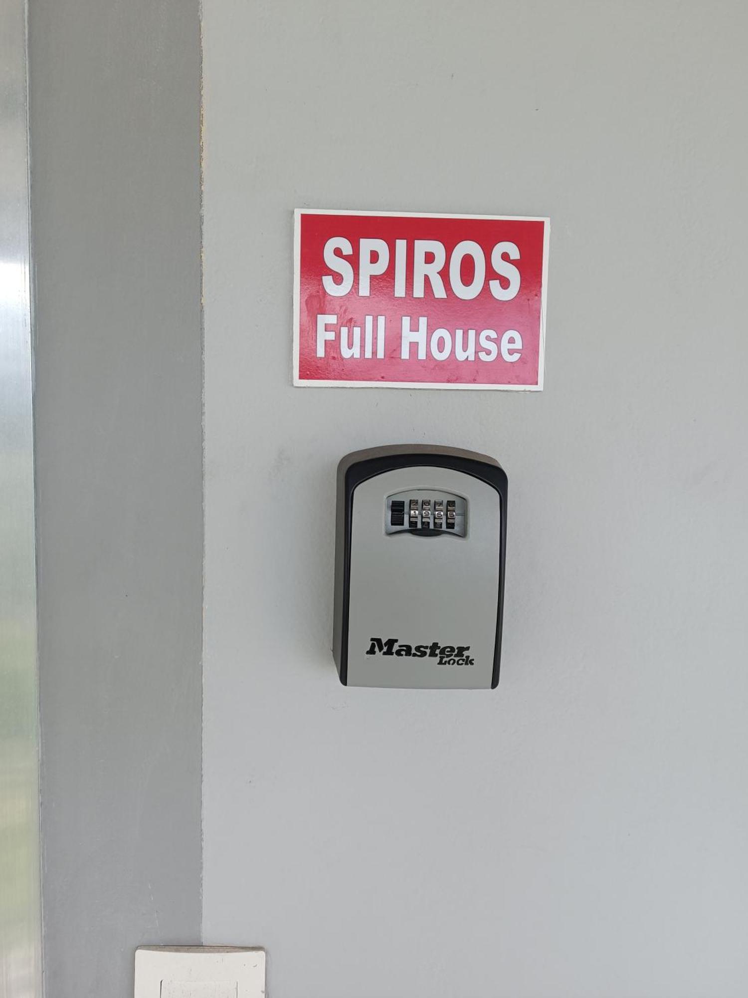 Spiros Full House In Marathias 아파트 외부 사진